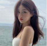 秦嘉宁